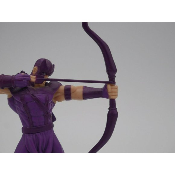 Marvel Universe 4" Hawkeye Figure - Picture 2 of 5
